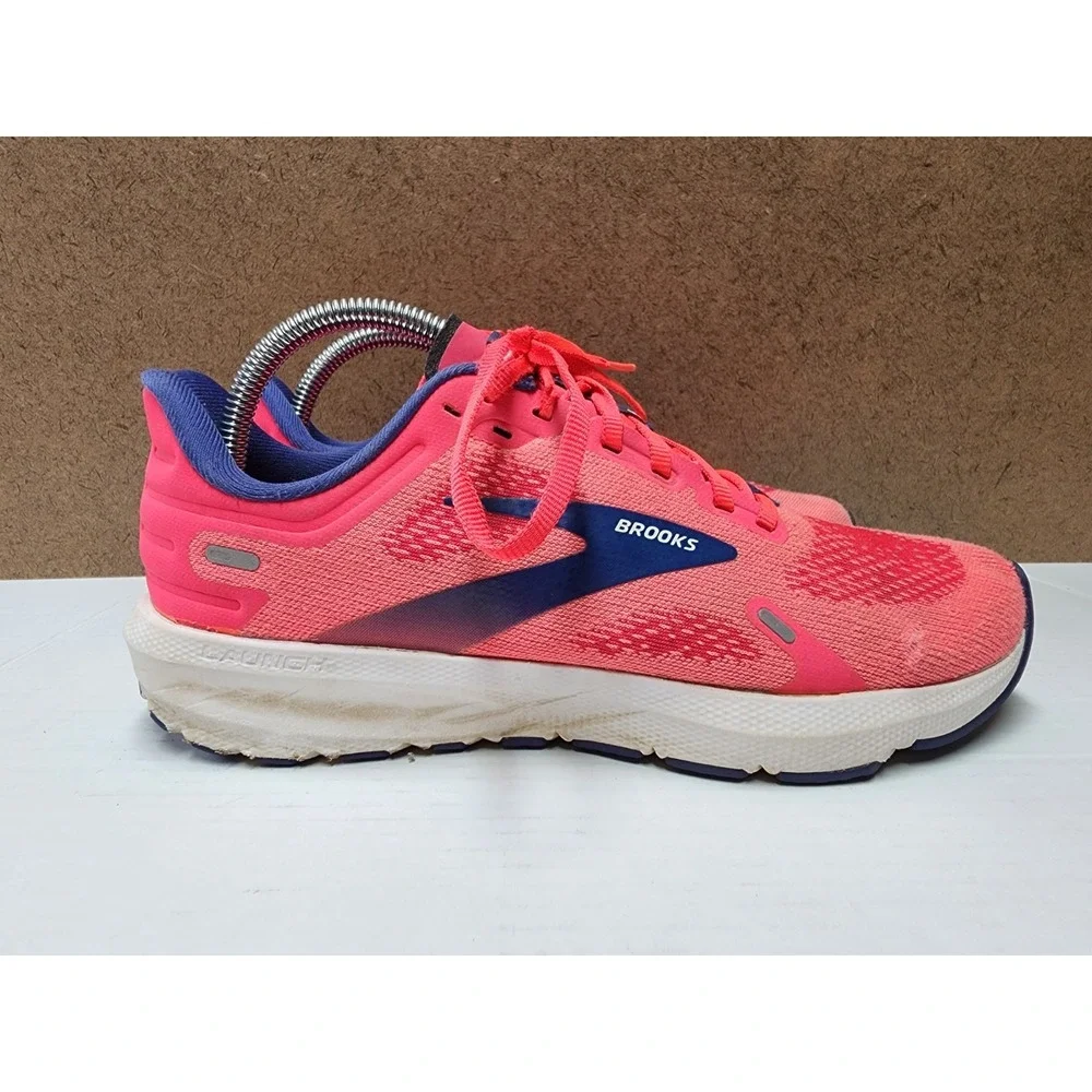 Brooks Launch 9.5 Womens Size 8.5 B Pink White Athletic Running Shoes Sneakers